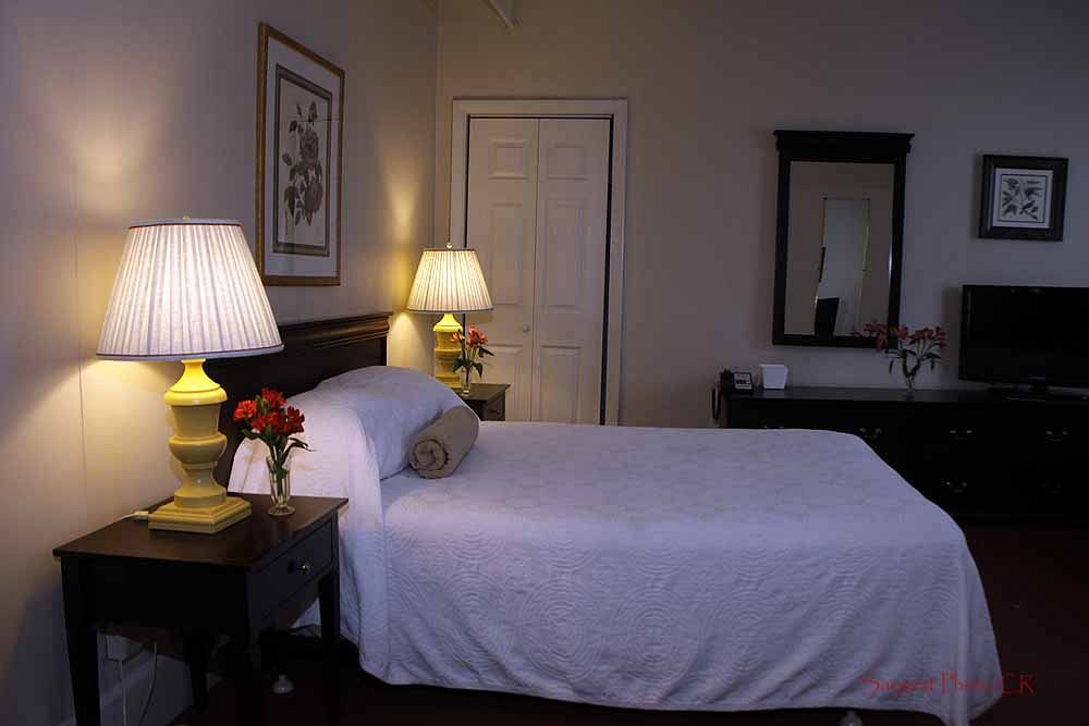 Hotel Coolidge Уайт-Ривер-Джанкшн Экстерьер фото
