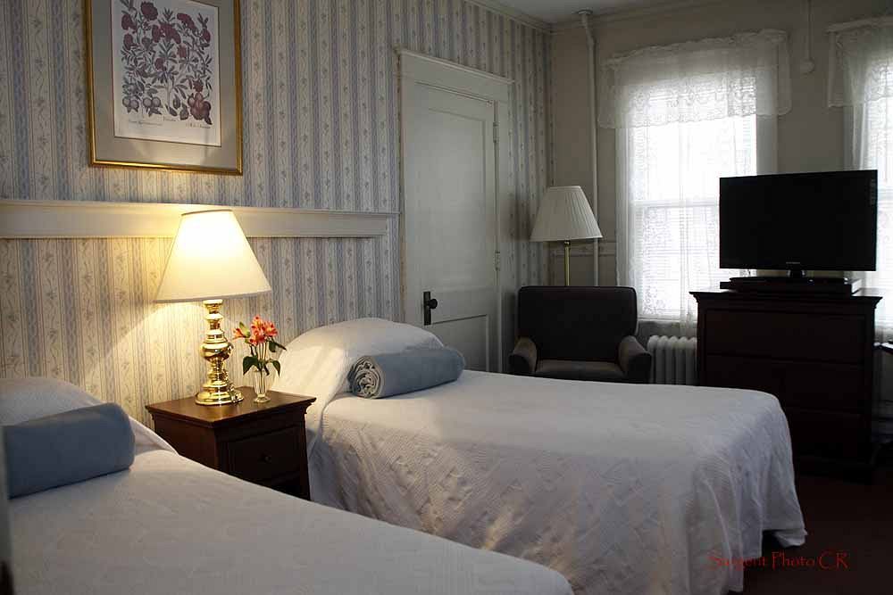 Hotel Coolidge Уайт-Ривер-Джанкшн Экстерьер фото